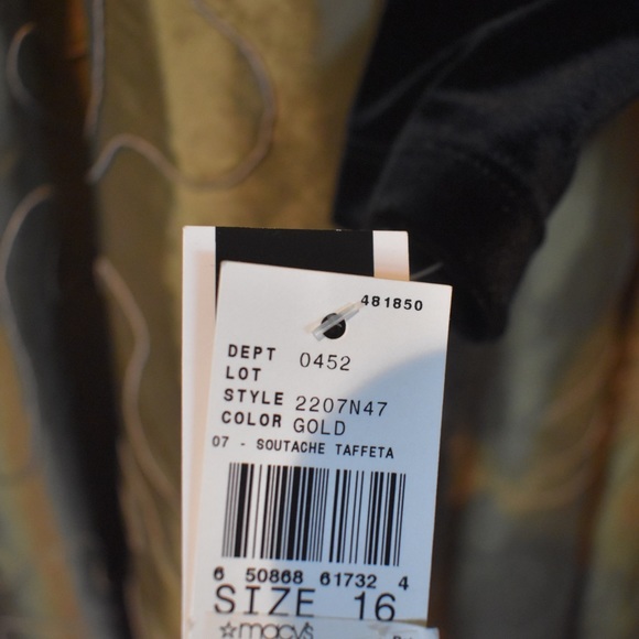 Beautiful Amy Byer Winter Dress! - Picture 11 of 13